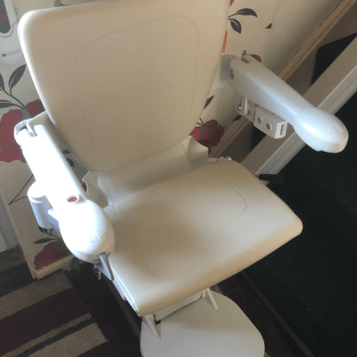 reconditioned Handicare straight stairlift
