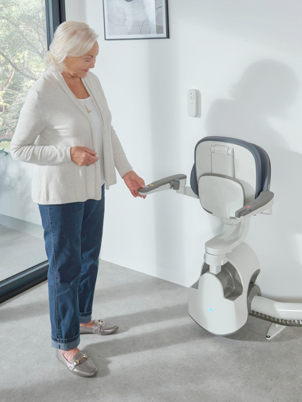 Access flow x curved stairlift folded and compact