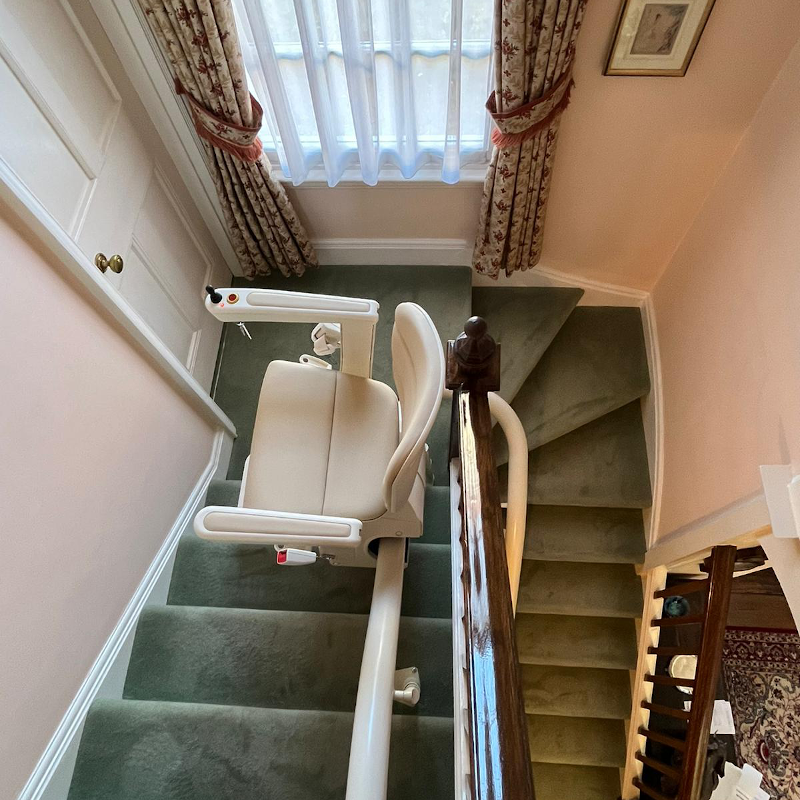 stowmarket curved stairlift installation Freecurve
