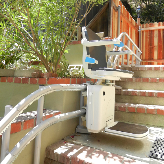 Handicare 2000 curved outdoor stair lift