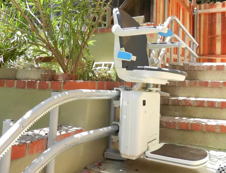 outdoor curved stairlift