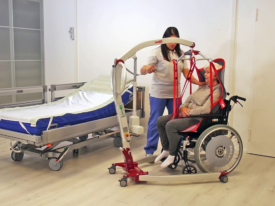 hoist hire in norfok