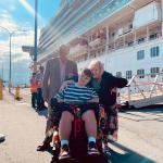 rental hoist on cruise